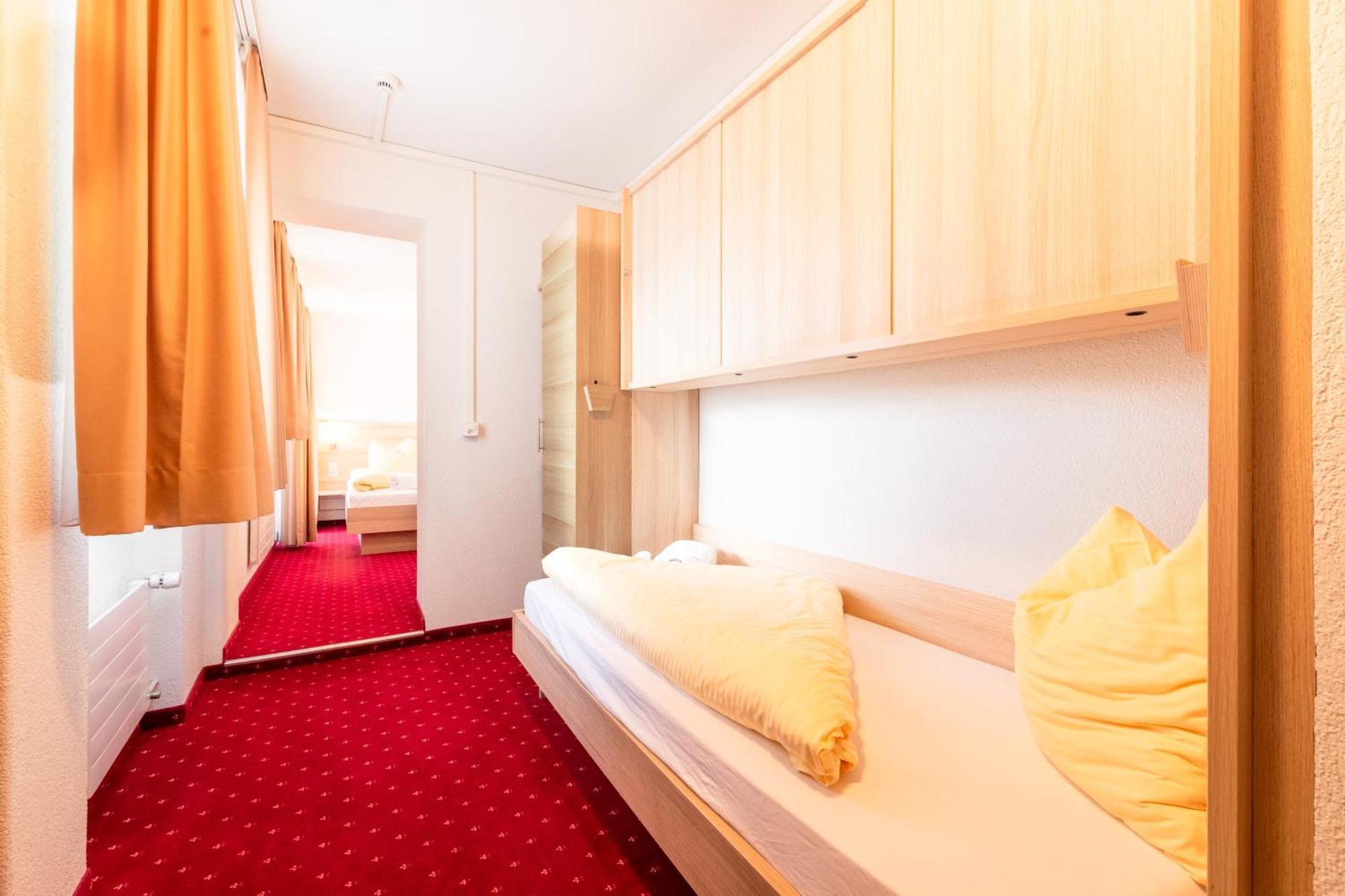 Hotel Kreuz Leissigen Exteriér fotografie